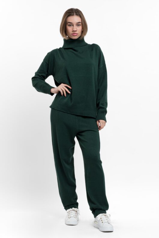 Ζεστό σετ πλεκτό με παντελόνι και ζιβάγκο μπλούζα