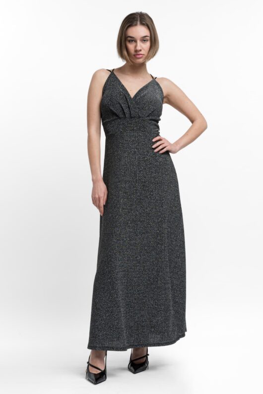 Maxi φόρεμα με διπλή τιράντα, σχέδιο στην πλάτη και σκίσιμο χαμηλά στο αριστερό πόδι