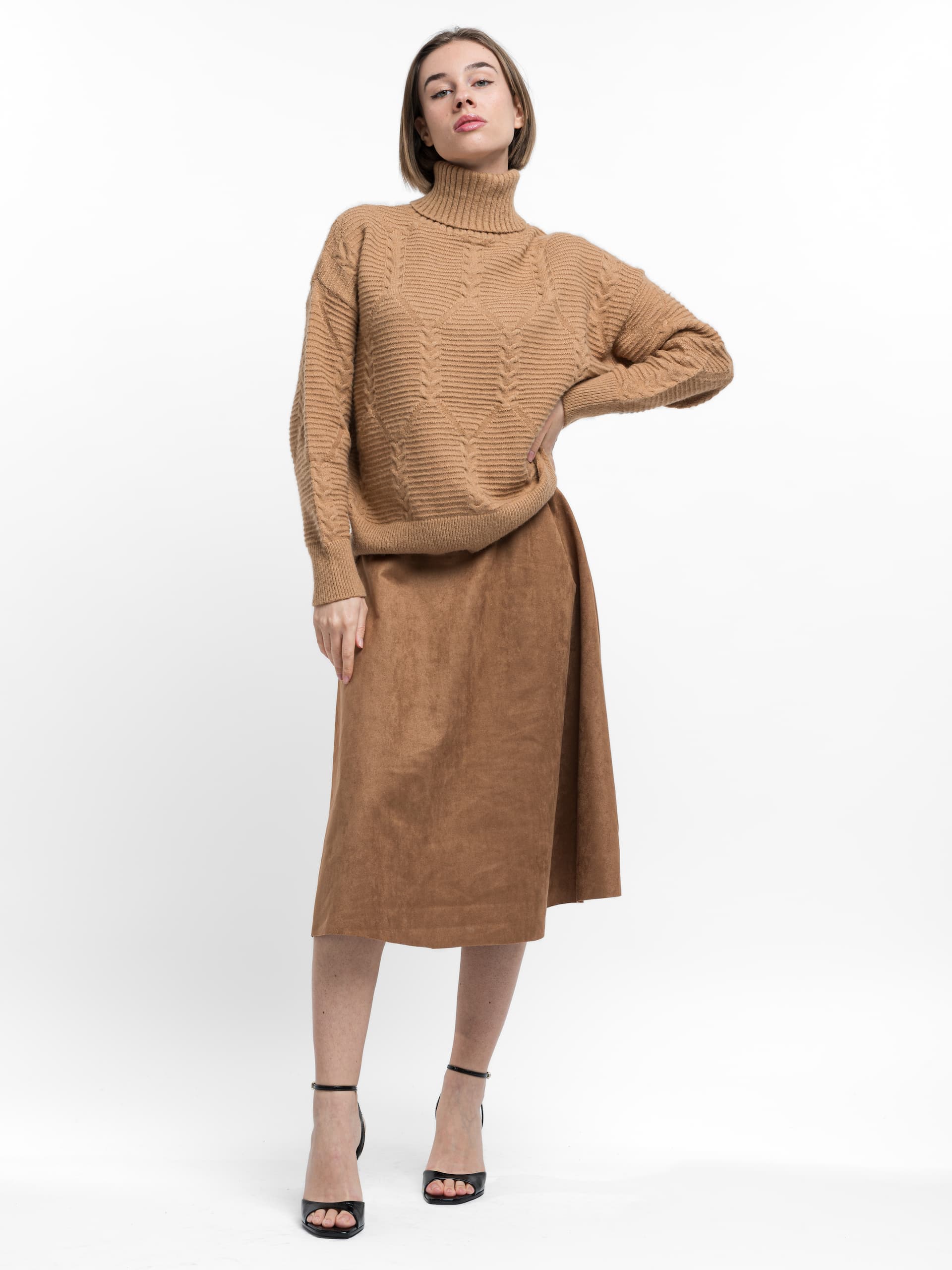 Πλεκτή ζιβάγκο με χοντρή πλέξη. Ιδανική για το κρύο του χειμώνα