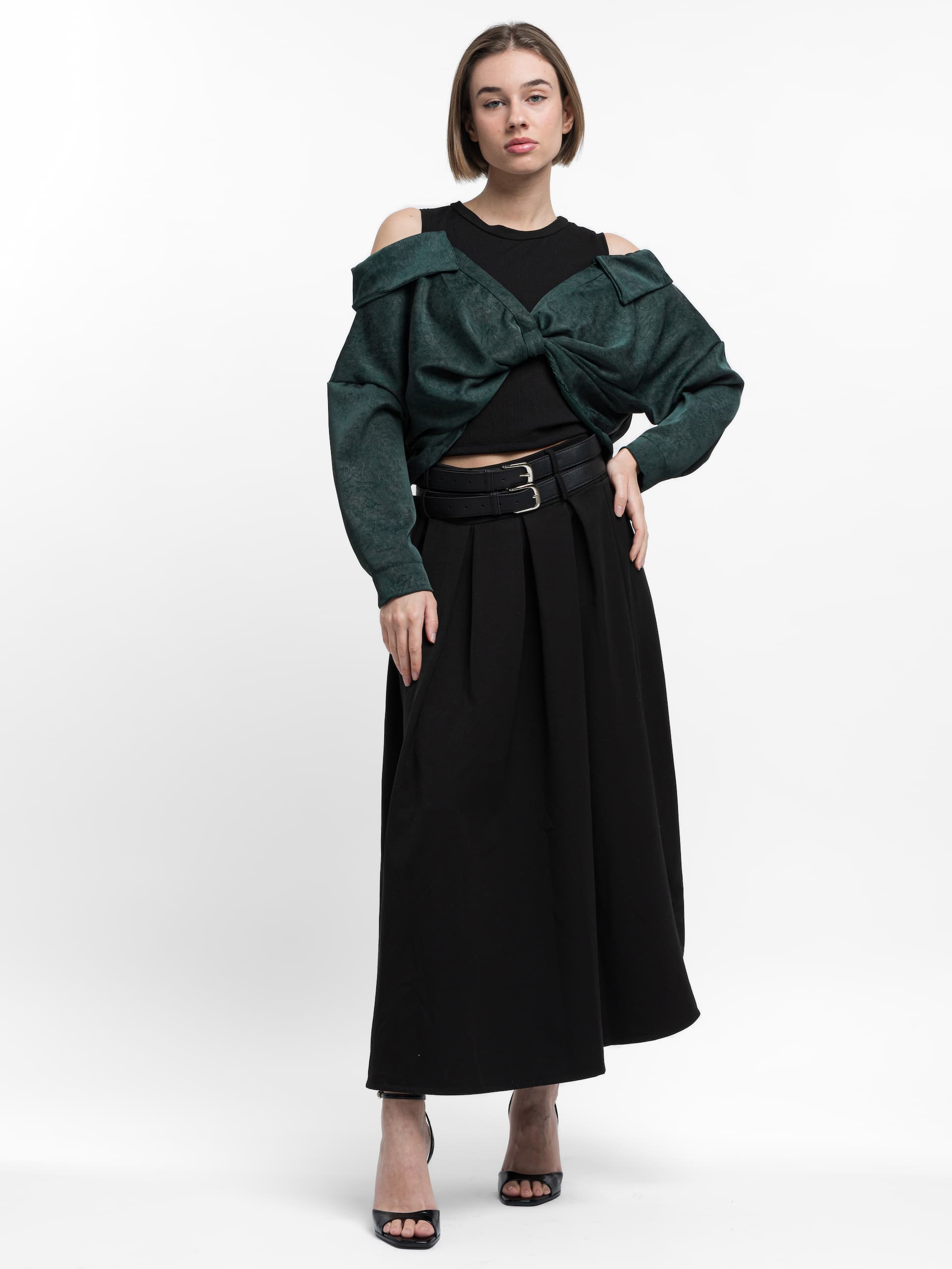 Μπλούζα ριμπ στο σώμα και υφασμάτινο στο τελείωμα και στα μανίκια